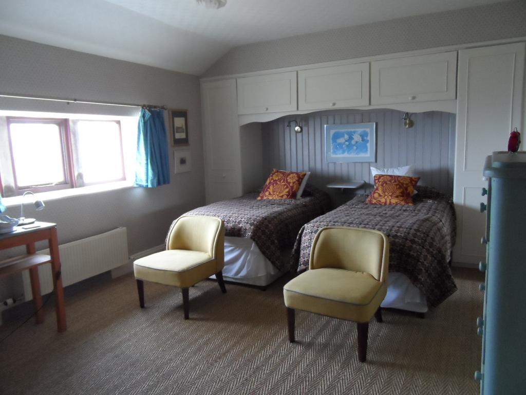 Far Moorside Farm B&B Хебдън Бридж Стая снимка