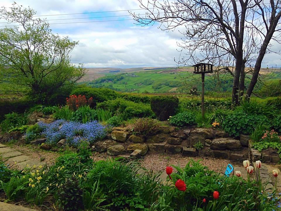 Far Moorside Farm B&B Хебдън Бридж Екстериор снимка